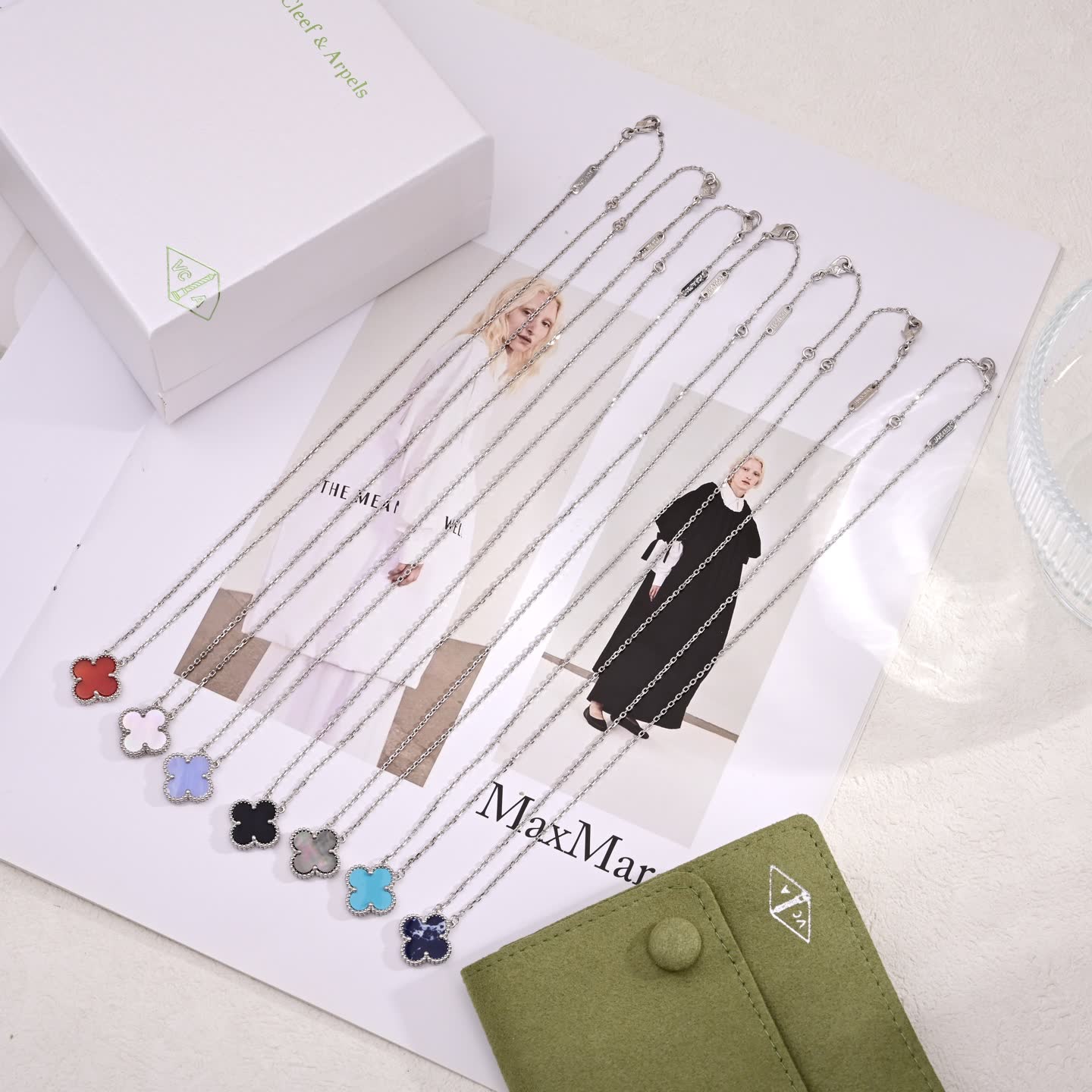 Van Cleef & Arpels Max Mara Clover-Shaped Pendant Necklace